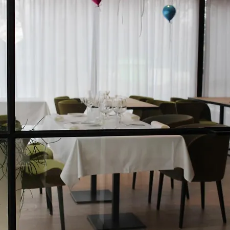 Couette-café Maio En Dinner Zonhoven